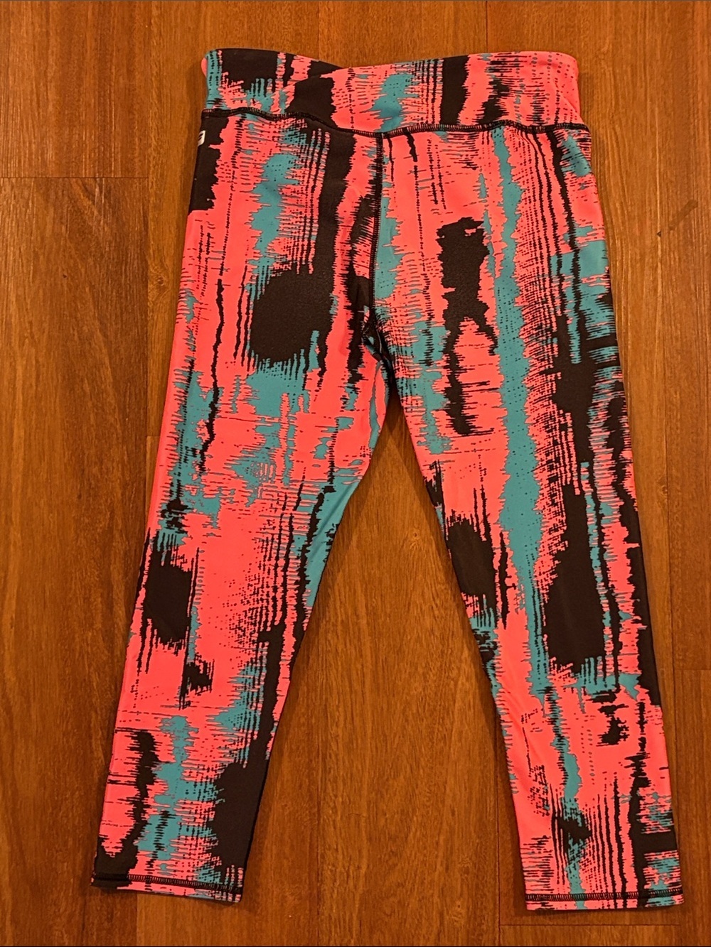 Fabletics Capri Leggings - Coral, Teal & Black - Picture 6 of 6
